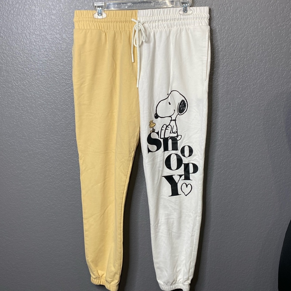 Peanuts Snoopy Pajama Pants Size Medium 1230